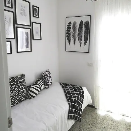 With 3 Bedrooms In Puertito De شقة غيمار