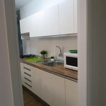 With 3 Bedrooms In Puertito De شقة غيمار